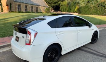 2013 Toyota Prius 3 Hatchback HD full