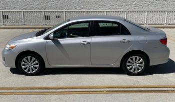 2013 Toyota Corolla LE full