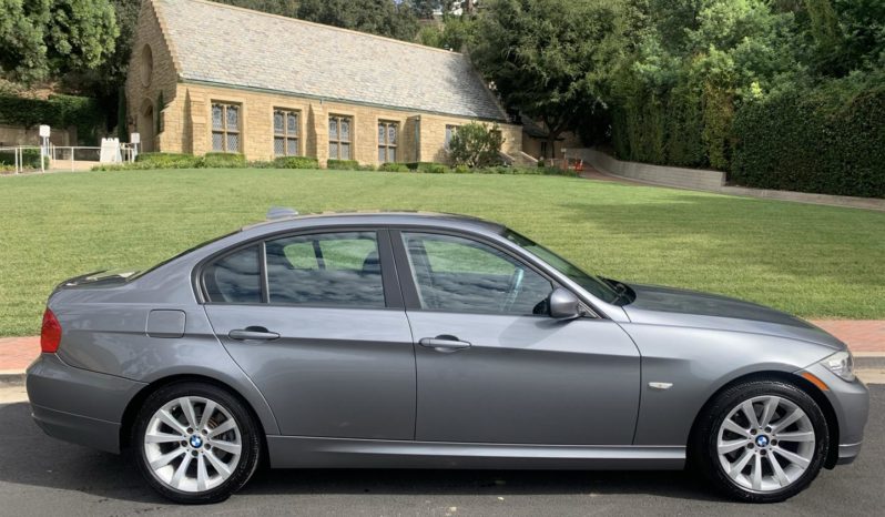 2011 BMW 3-Series Gray full