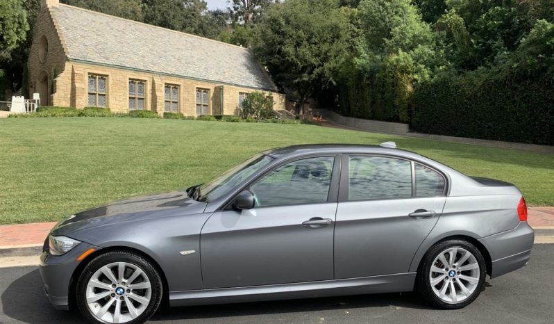 2011 BMW 3-Series Gray full