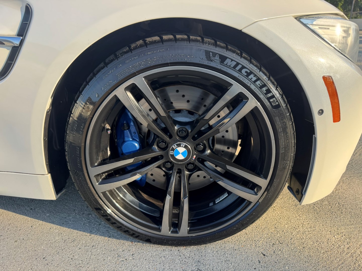 2015 BMW M4 Convertible Base - Photo 47