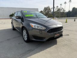 2017 FORD FOCUS SE HATCHBACK 4D