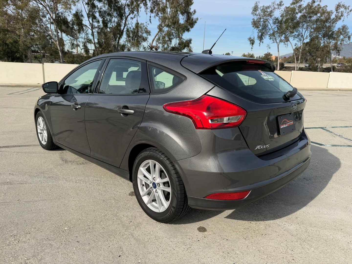 2017 Ford Focus SE - Photo 6