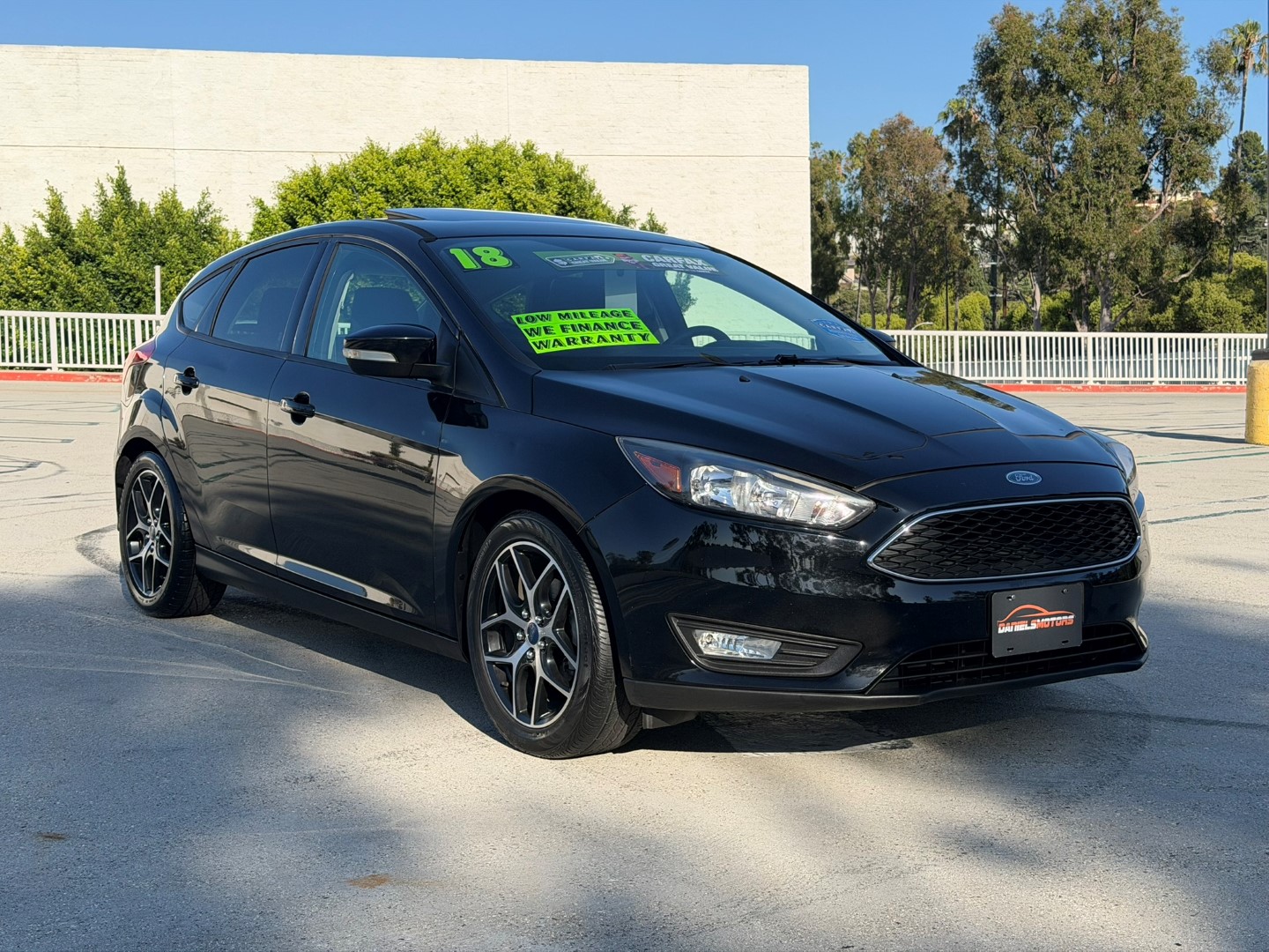 2018 Ford Focus Hatch SEL's photo